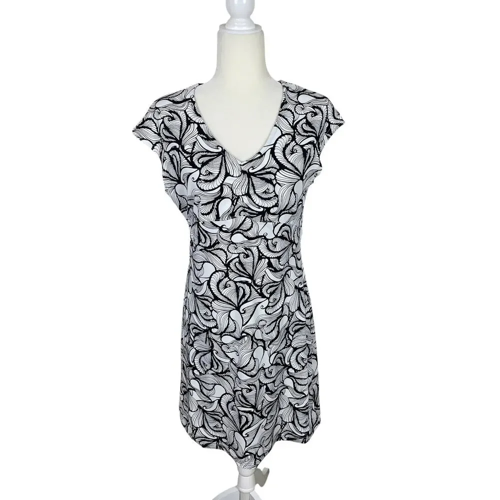 Title Nine V-Neck Stretch Athletic Dress Black White Sz S Travel Athleisure